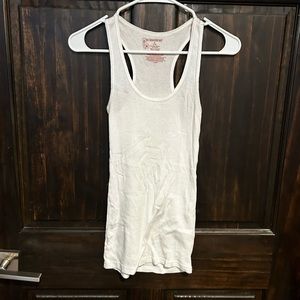 Women’s M racer back tank top